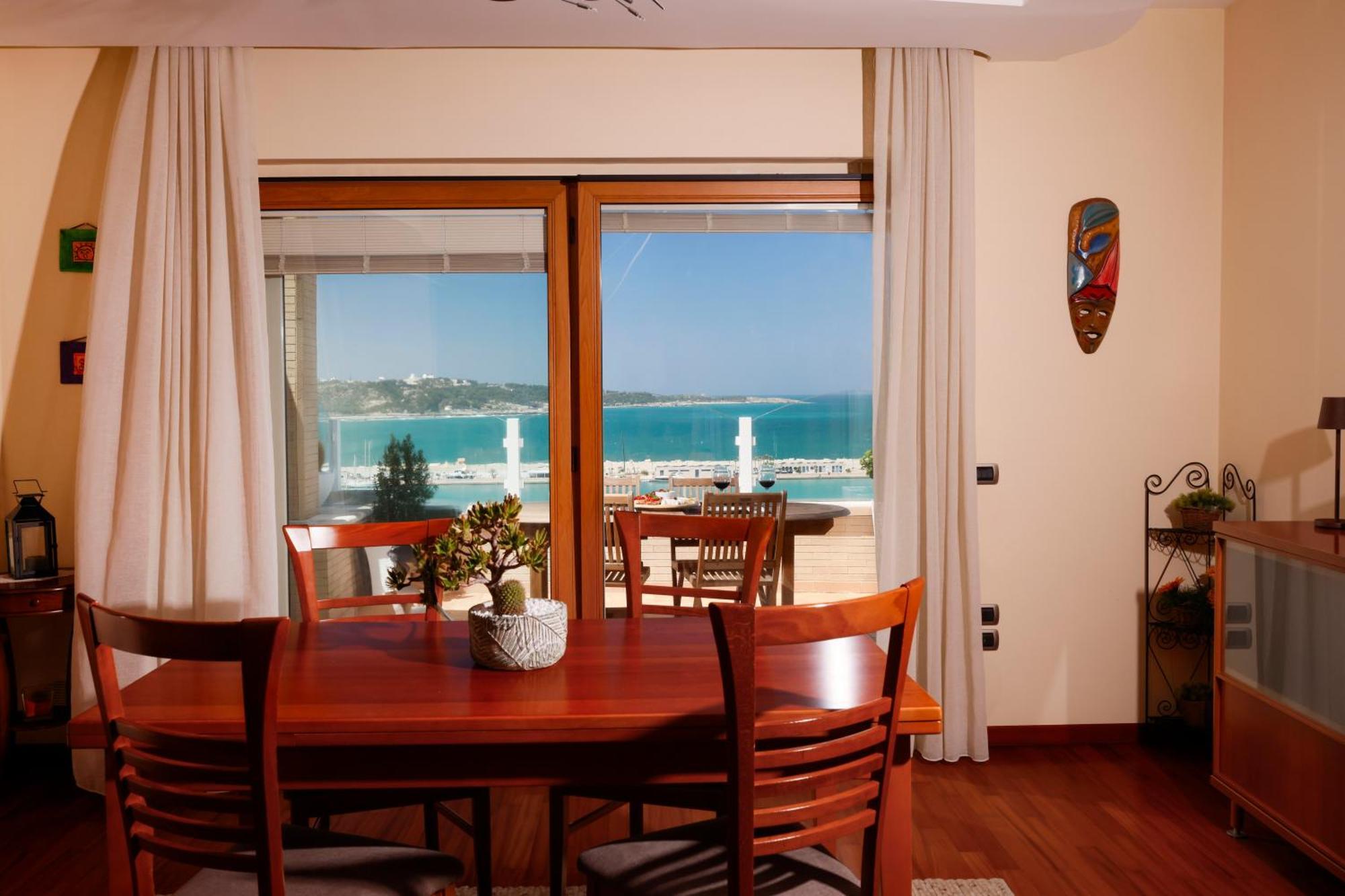 L'Attico Sul Mare - Exclusive Penthouse, فيستَ الغرفة الصورة